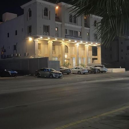 Rose Neri Lavender روز نيري الخزامى Aparthotel Al Khobar Luaran gambar